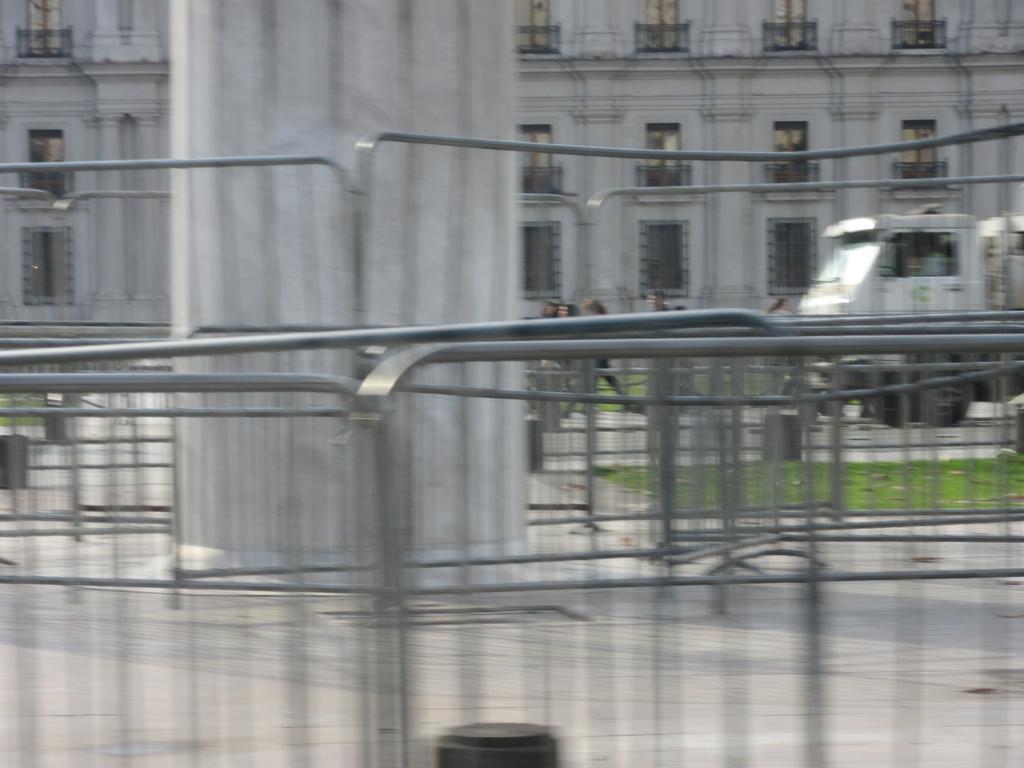 Апартаменты Departamento Paseo Bulnes Metro La Moneda Сантьяго Экстерьер фото