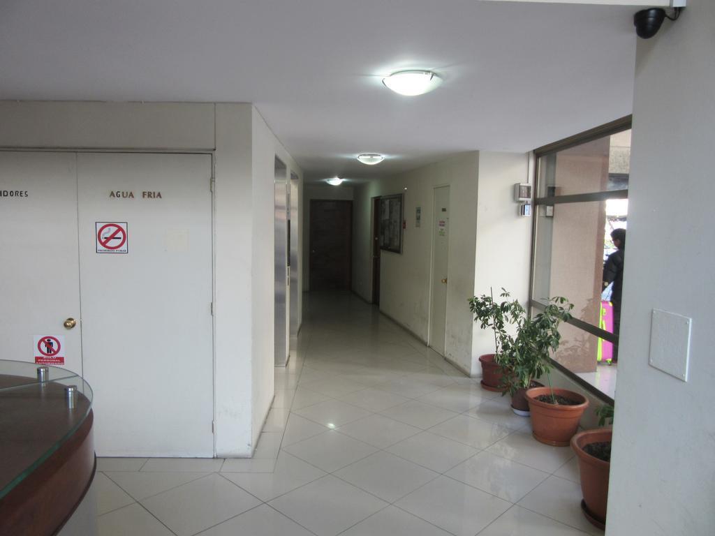 Апартаменты Departamento Paseo Bulnes Metro La Moneda Сантьяго Экстерьер фото