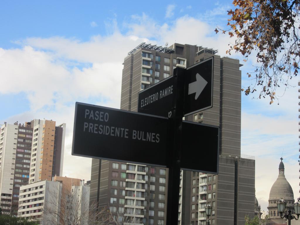 Апартаменты Departamento Paseo Bulnes Metro La Moneda Сантьяго Экстерьер фото