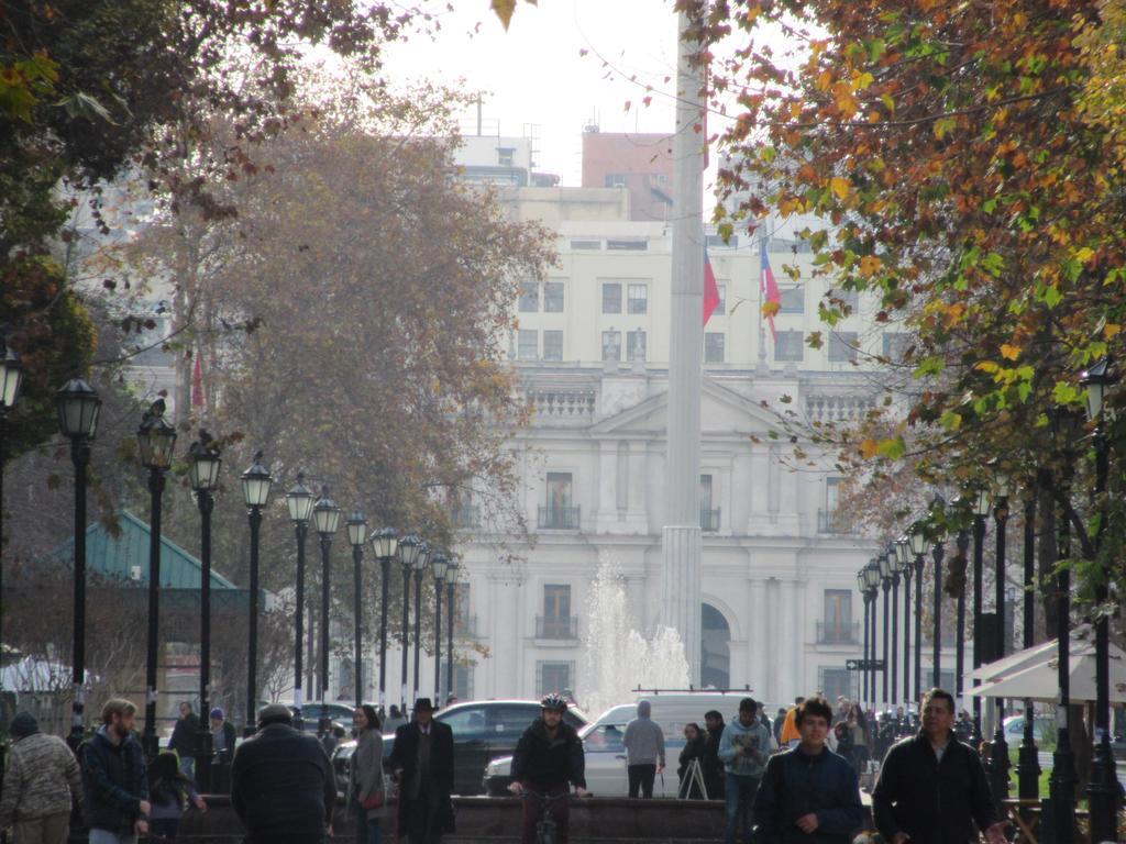 Апартаменты Departamento Paseo Bulnes Metro La Moneda Сантьяго Экстерьер фото